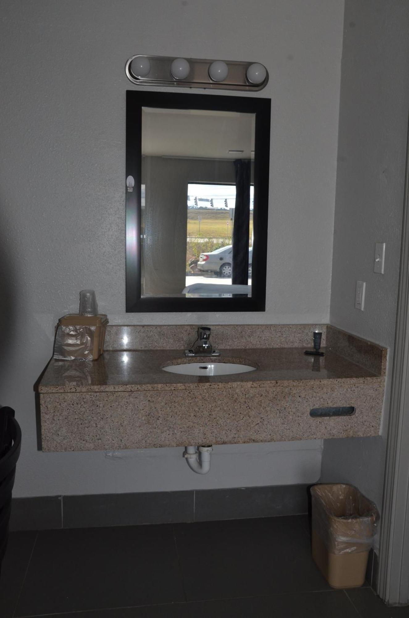 My Home & Suites Covington Eksteriør bilde