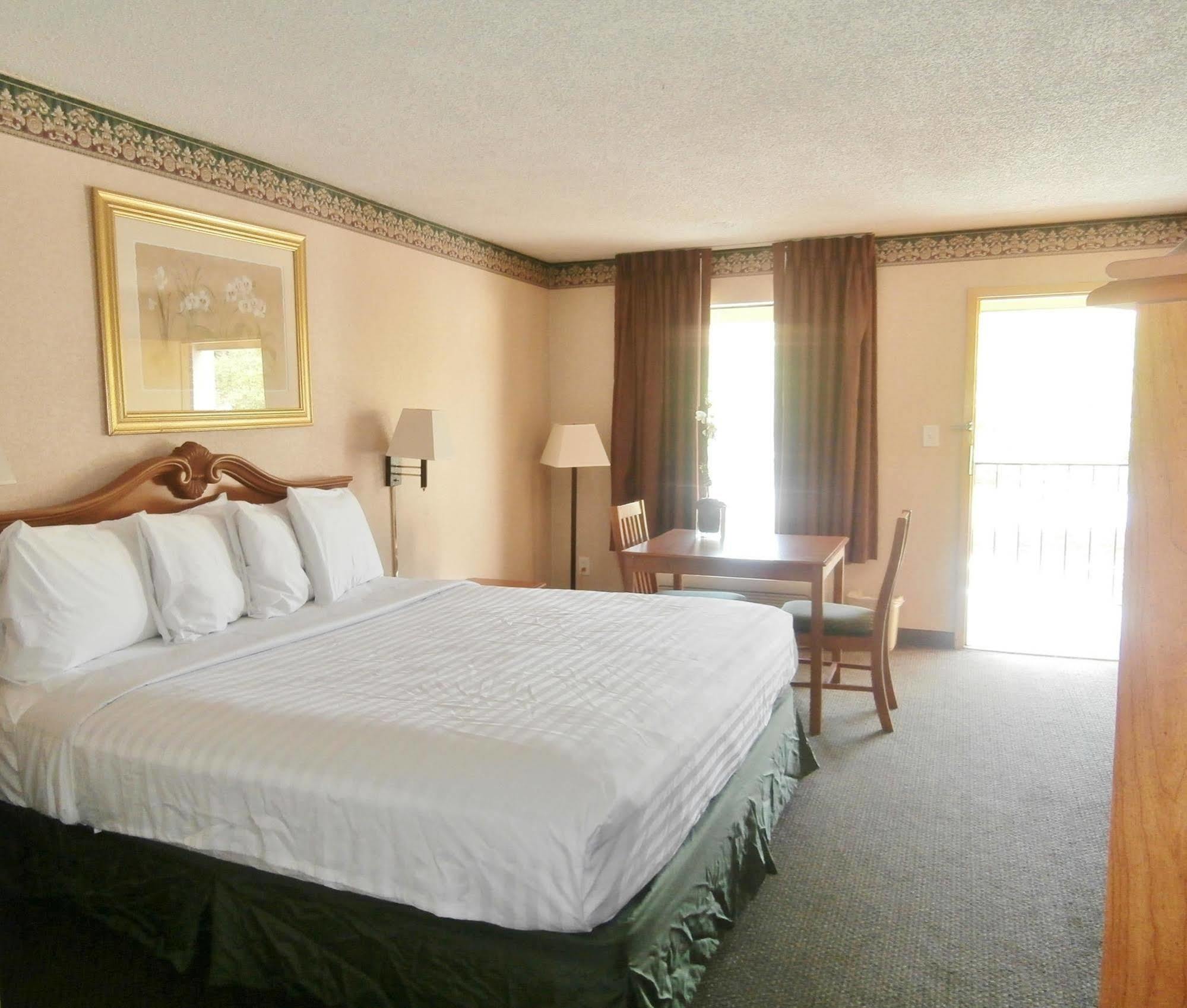 My Home & Suites Covington Eksteriør bilde