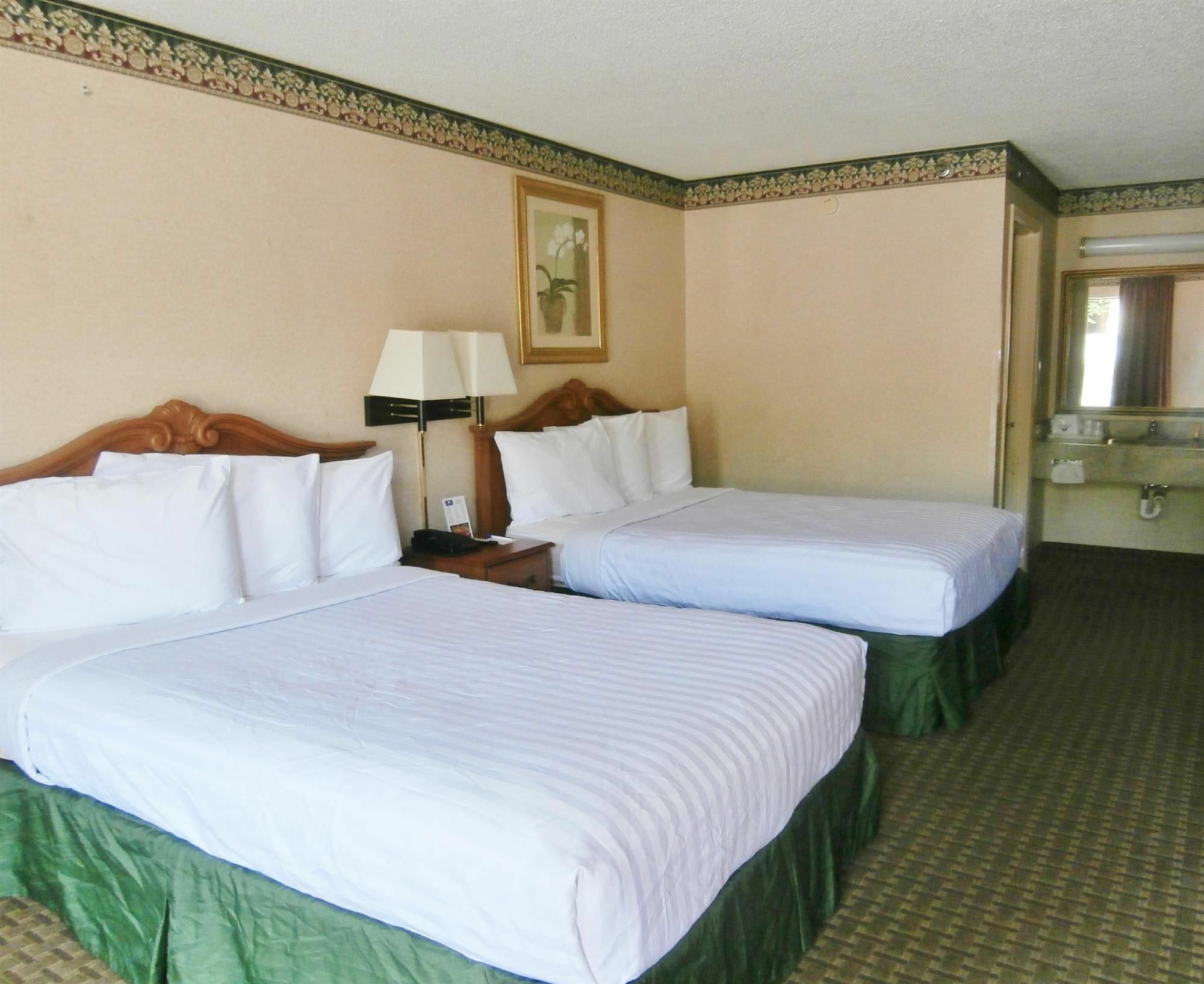 My Home & Suites Covington Eksteriør bilde